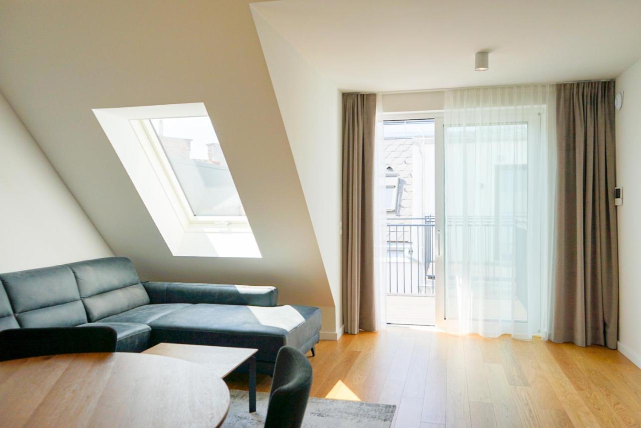 Nadland B61 Wien